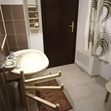 Il Coccio نوورو